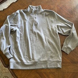 Vineyard Vines grey sweatshirt, size M